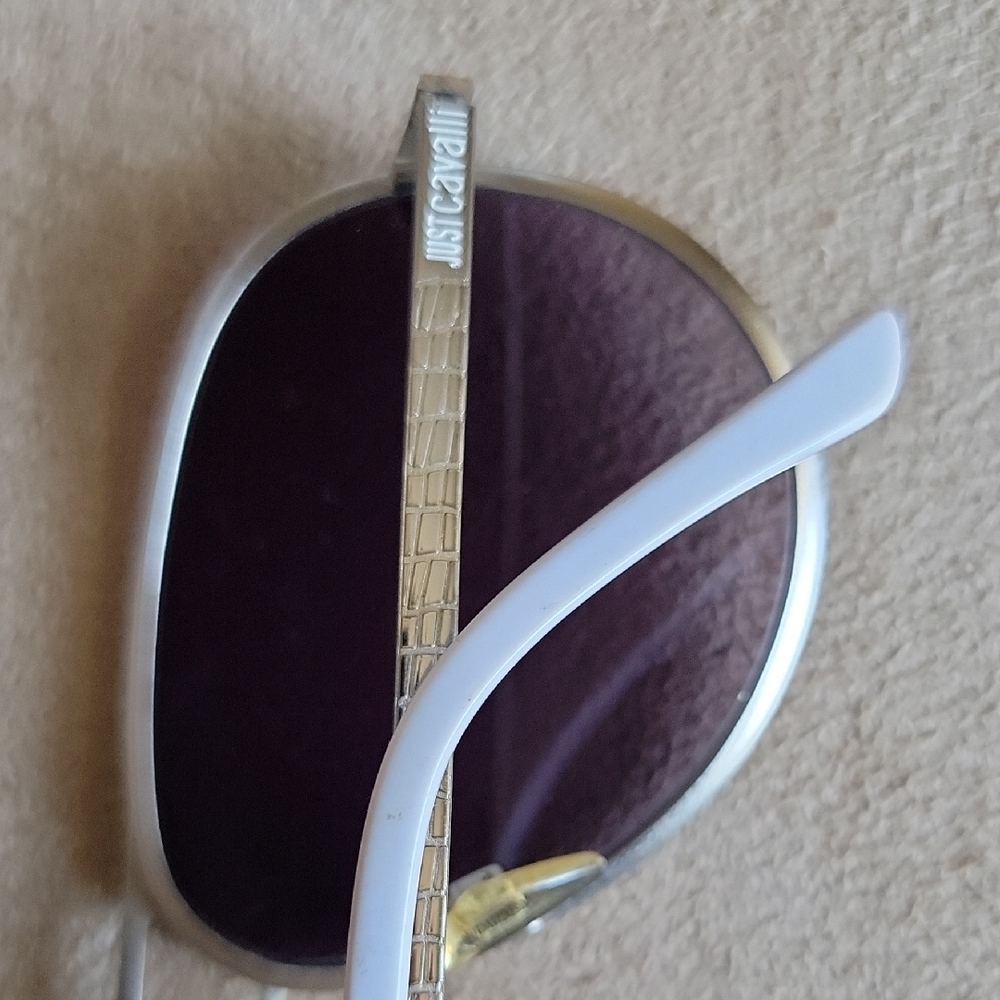 White and Silver Aviator Sunglasses - Picture 7 of 10